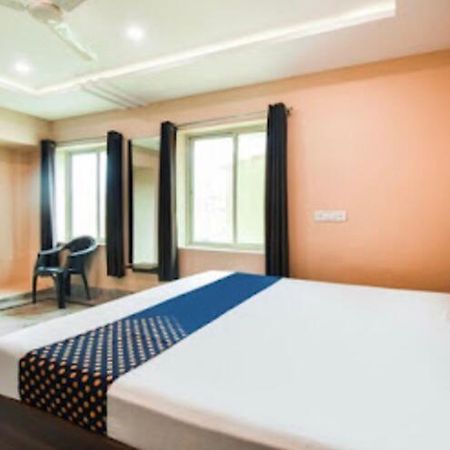 Hotel Royal Galaxy Puri Exterior photo